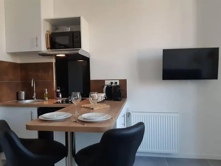 Apartment Nice 3 Centre-Ville Studio En Etage Refait A Neuf France
