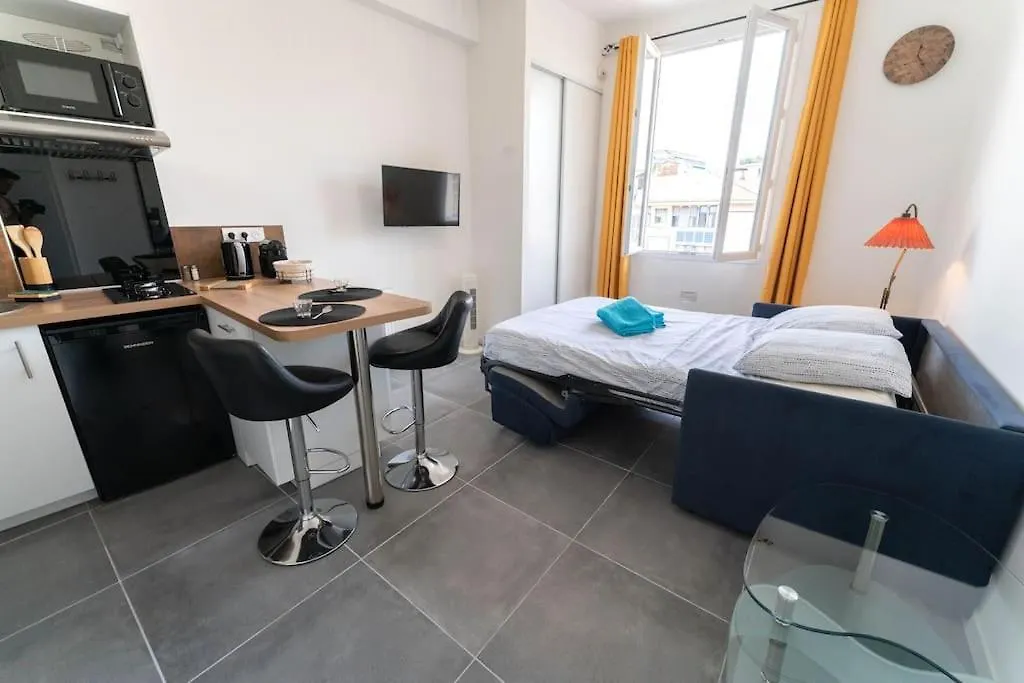 Apartment Nice 3 Centre-Ville Studio En Etage Refait A Neuf